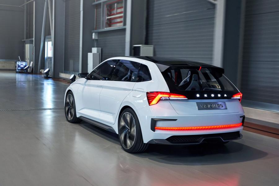  Skoda Vision RS 2018 года  (фото 27 из 37)